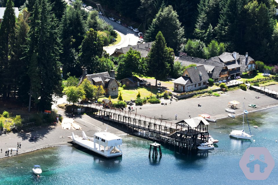 Turismo Responsable en la Patagonia: Consejos para disfrutar de Villa La Angostura cuidando el entorno natural